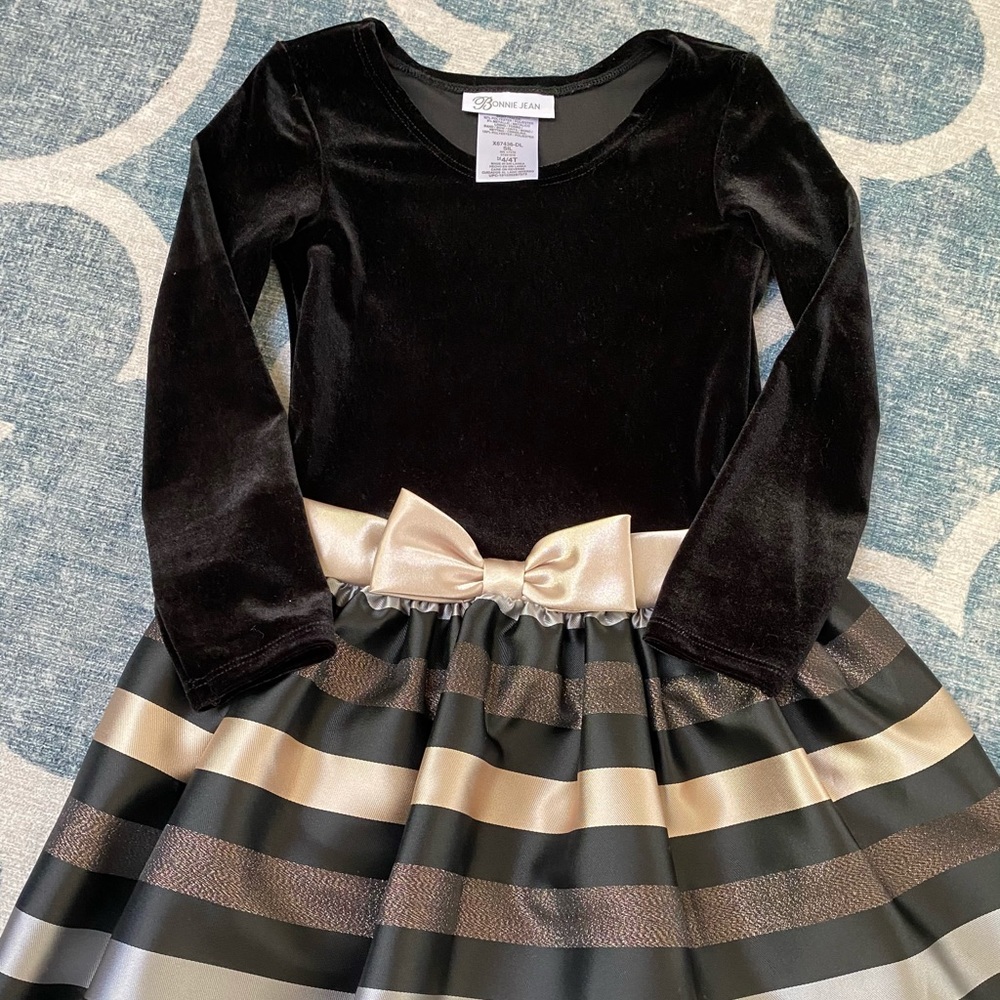 Holiday dress